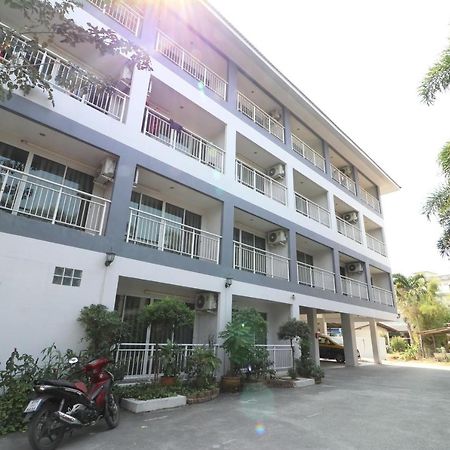 Hotel Oyo 75389 Pandora House Pattaya Exterior foto