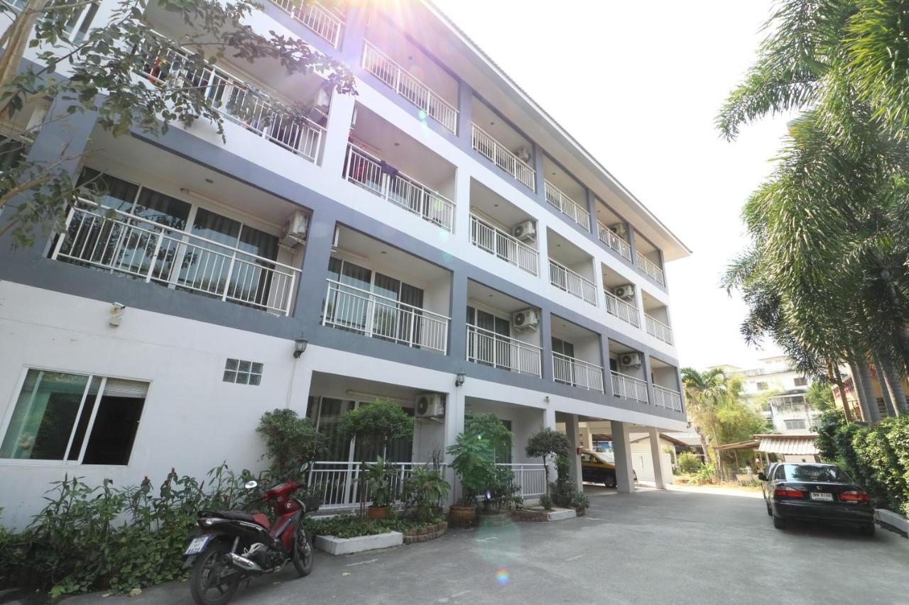 Hotel Oyo 75389 Pandora House Pattaya Exterior foto