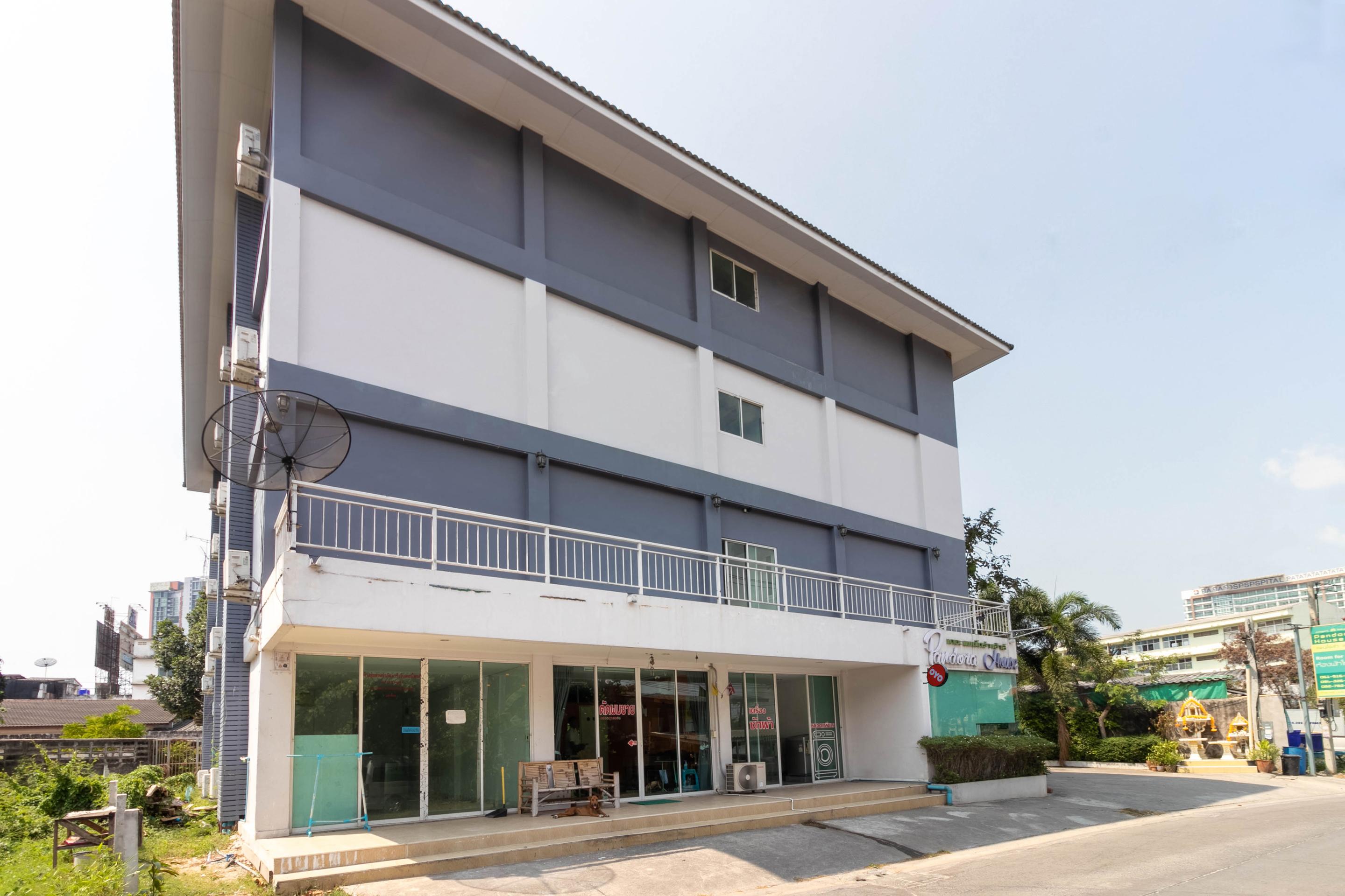 Hotel Oyo 75389 Pandora House Pattaya Exterior foto
