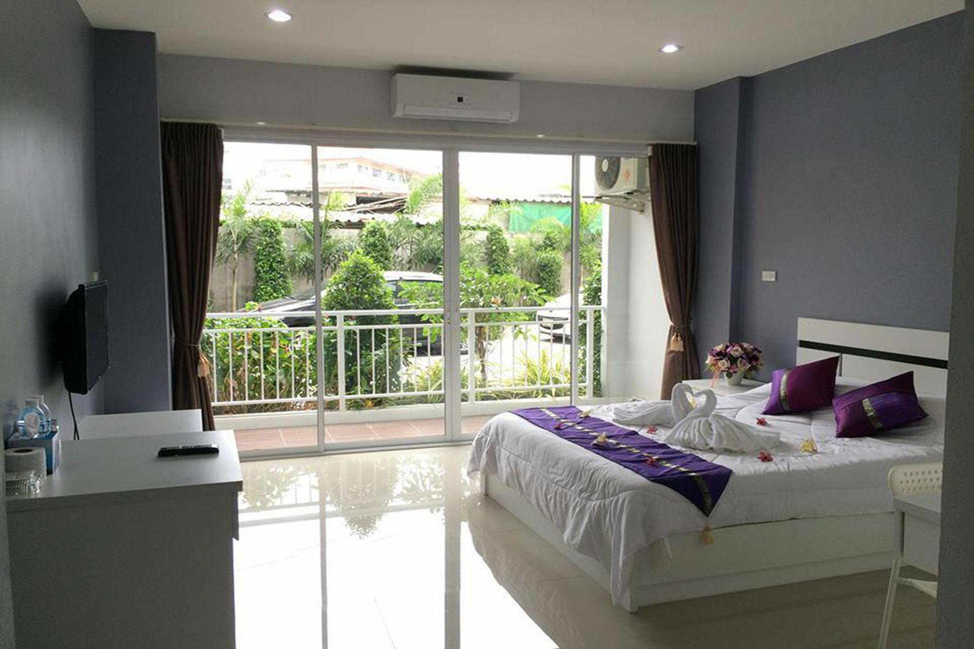Hotel Oyo 75389 Pandora House Pattaya Exterior foto