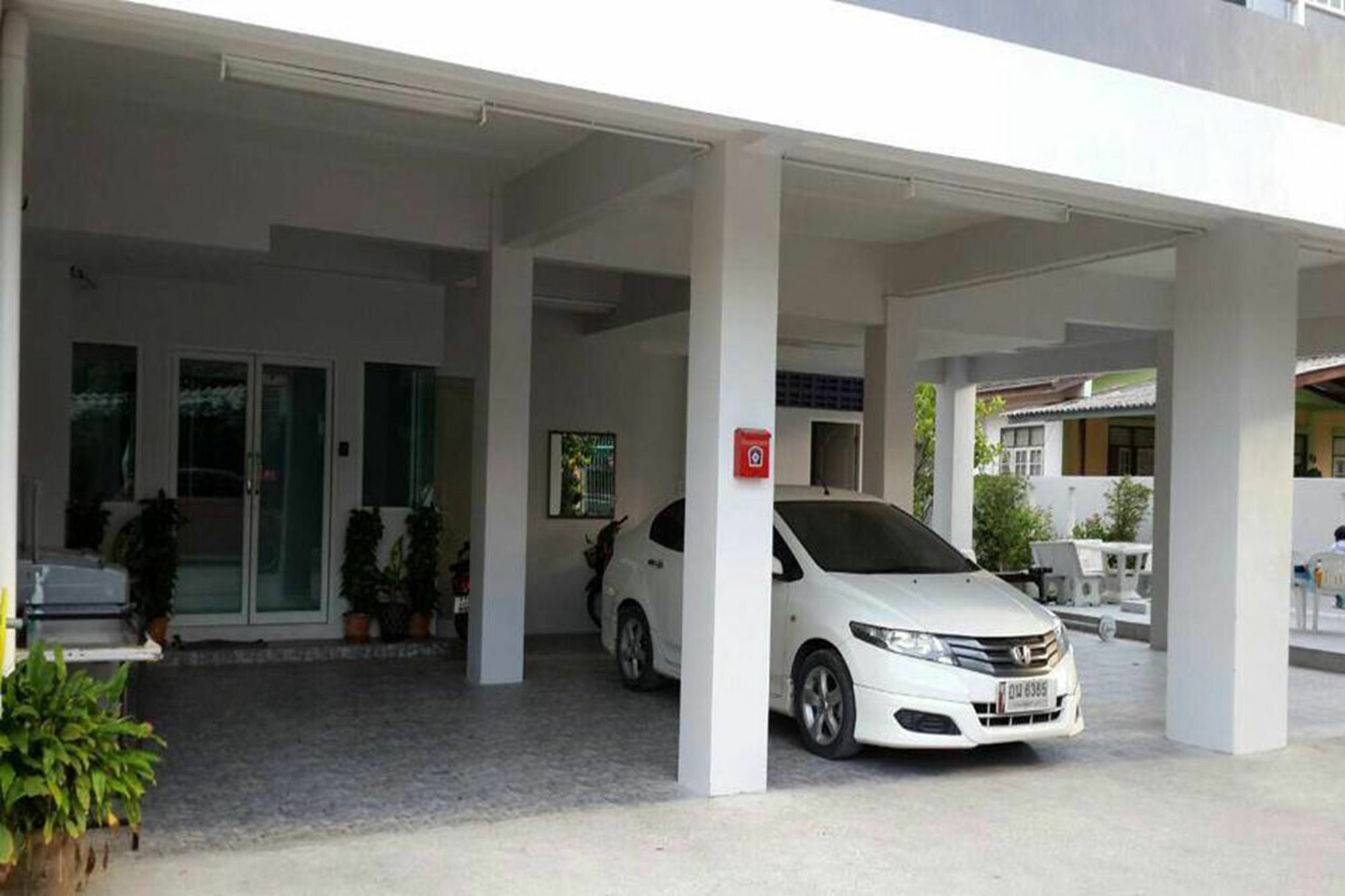 Hotel Oyo 75389 Pandora House Pattaya Exterior foto